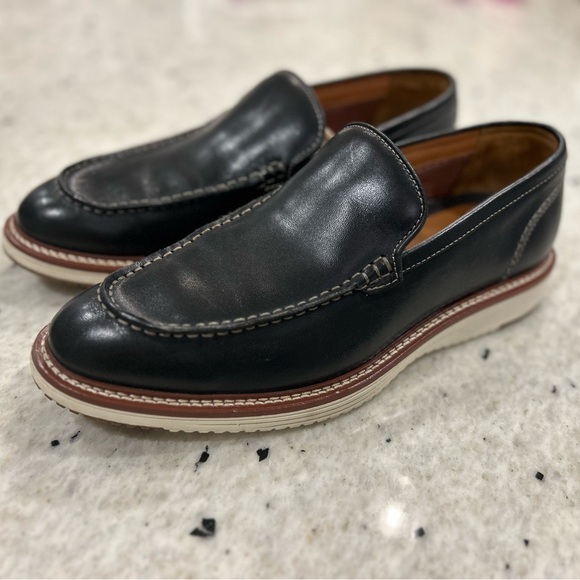 Johnson and Murphy Venetian Loafers - Picture 1 of 7